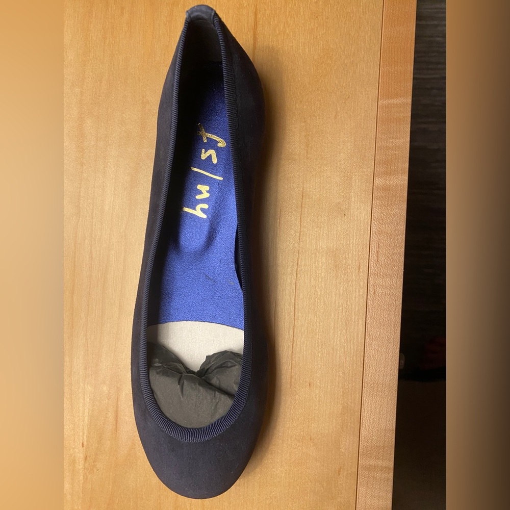NWOT French Sole NY Navy Ballet Slippers